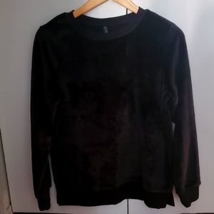 Gaiam plush fleece sweater size small, black